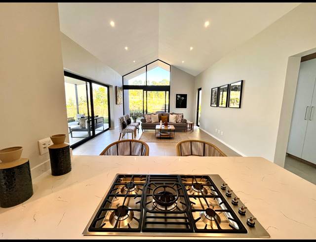 4 BEDROOM HOUSE TO LET IN ELALENI COASTAL FOREST ESTATE